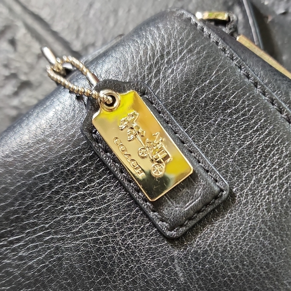 Coach MAddison Hand Bag - Picture 2 of 10